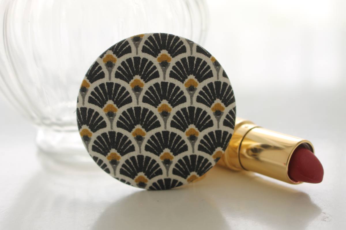 Miroir de poche Bella e éventails noirs