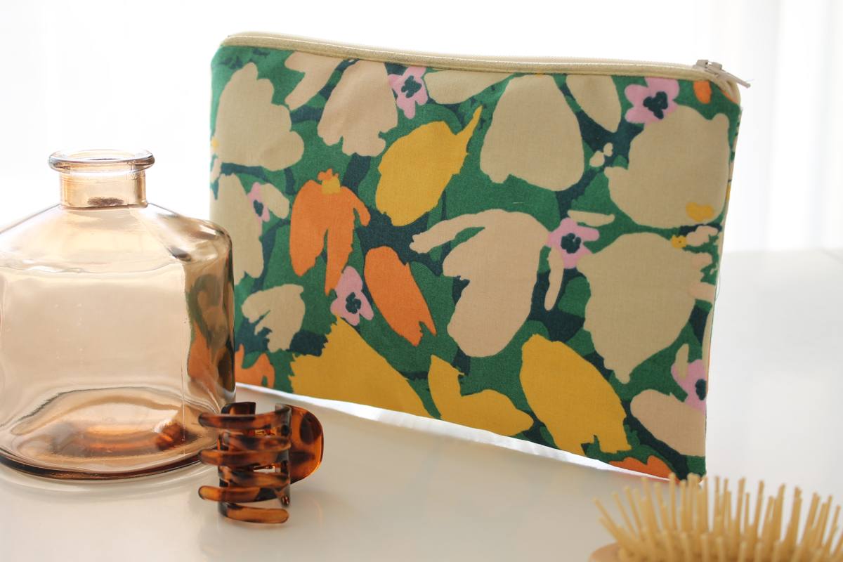 Pochette zippée Alna pétales beiges – Image 2