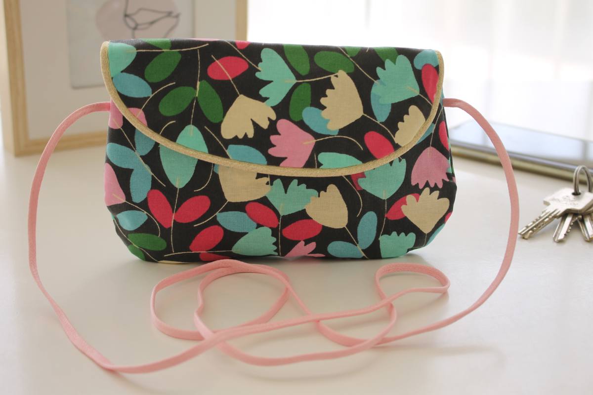 Sac poketto fleurs ciel