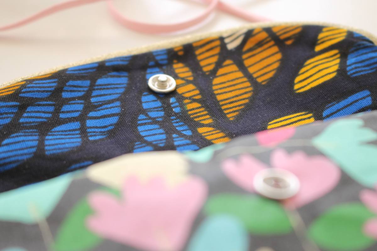 Sac poketto fleurs ciel – Image 2