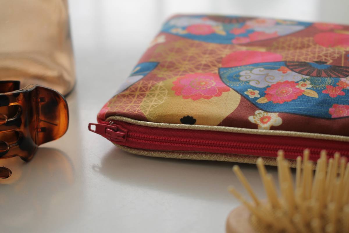 Pochette zippée Alna éventails fleuris – Image 2