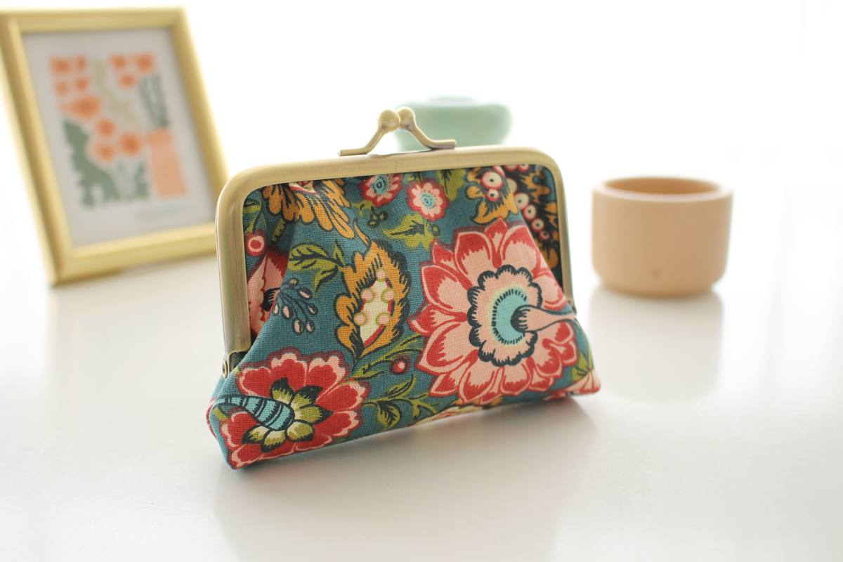 Porte-monnaie Ally fleurs bordeaux