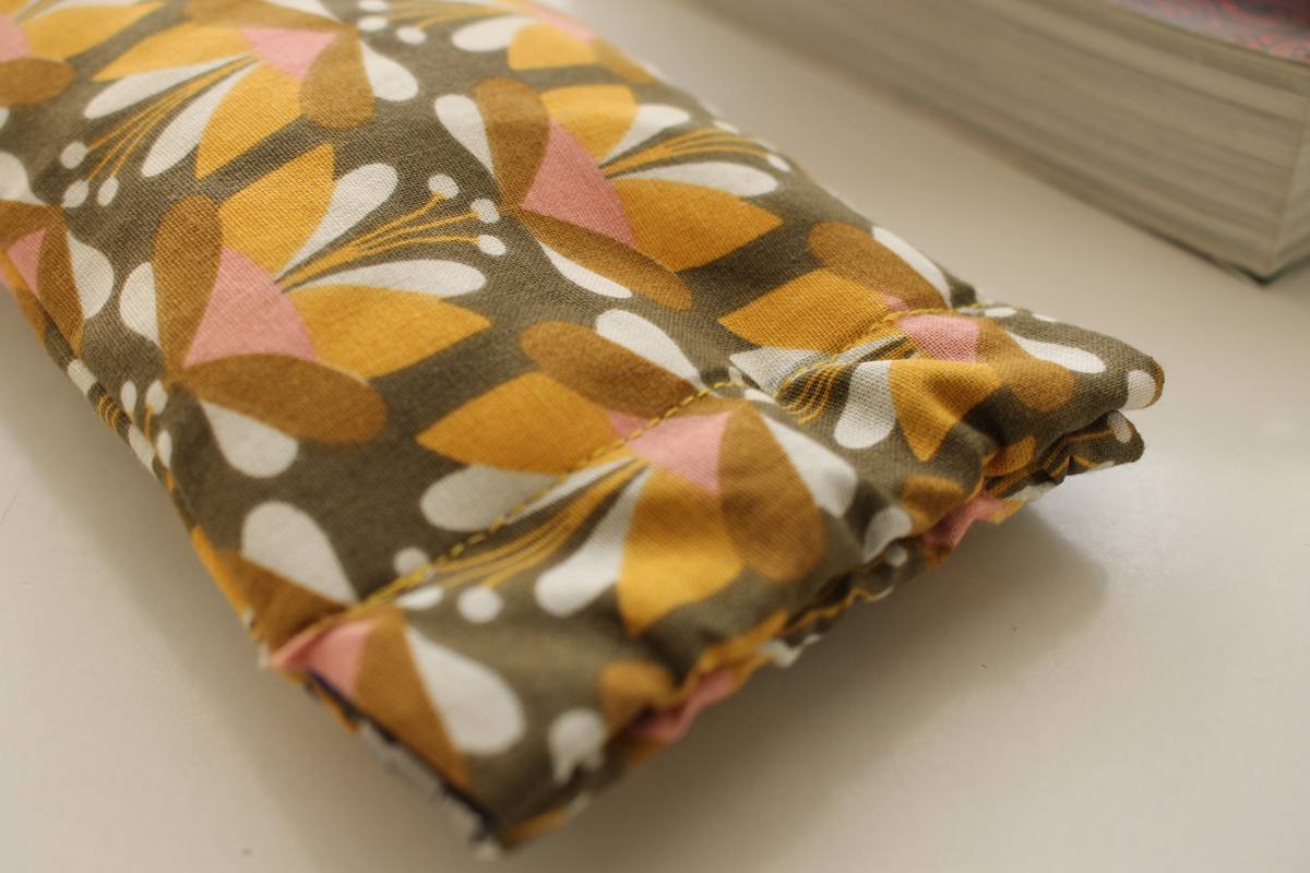 Etui à lunettes Edna flowers retro – Image 2