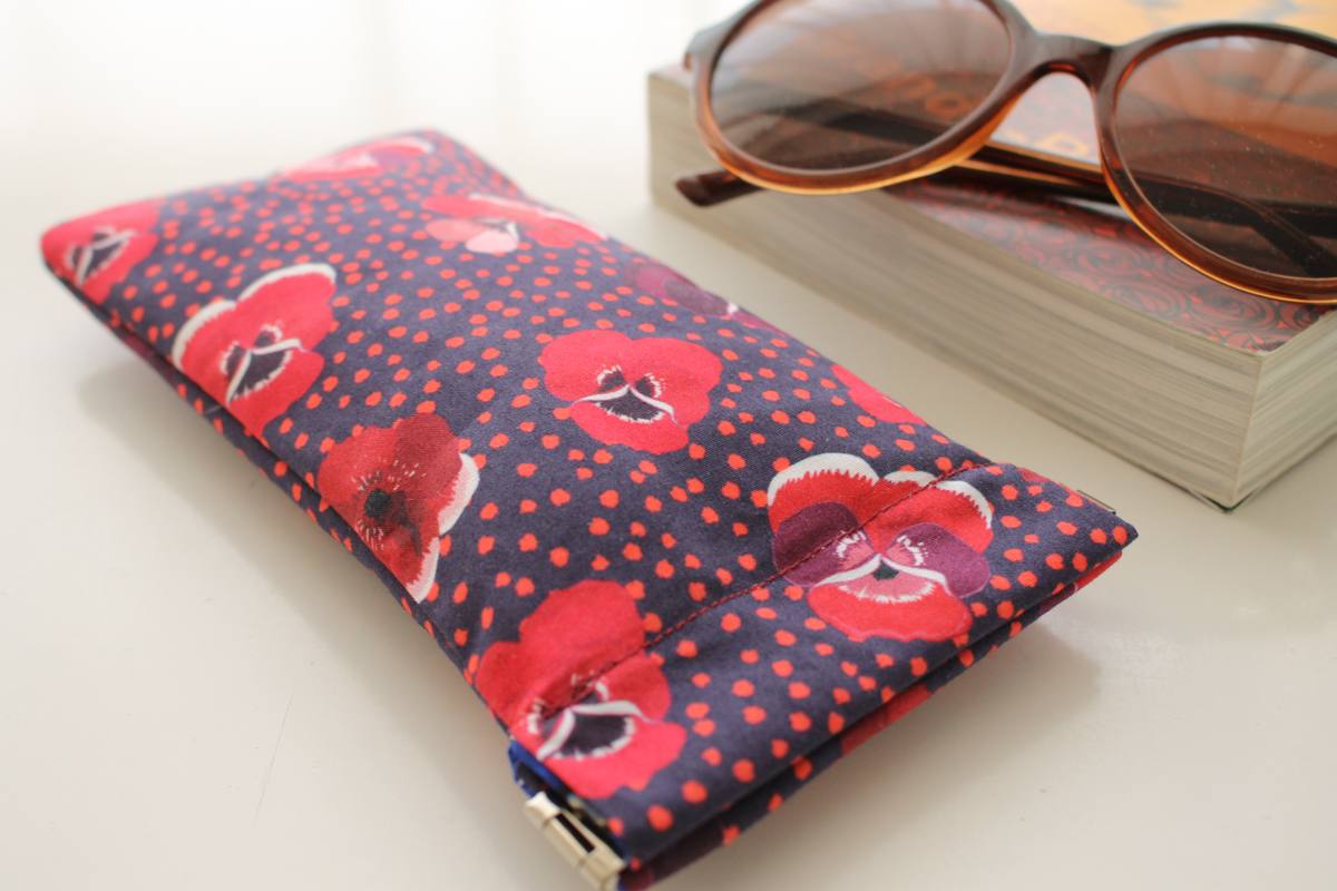 Etui à lunettes Edna pensée
