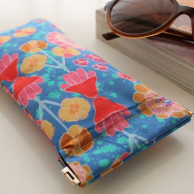 Etui à lunettes Edna pot bleu