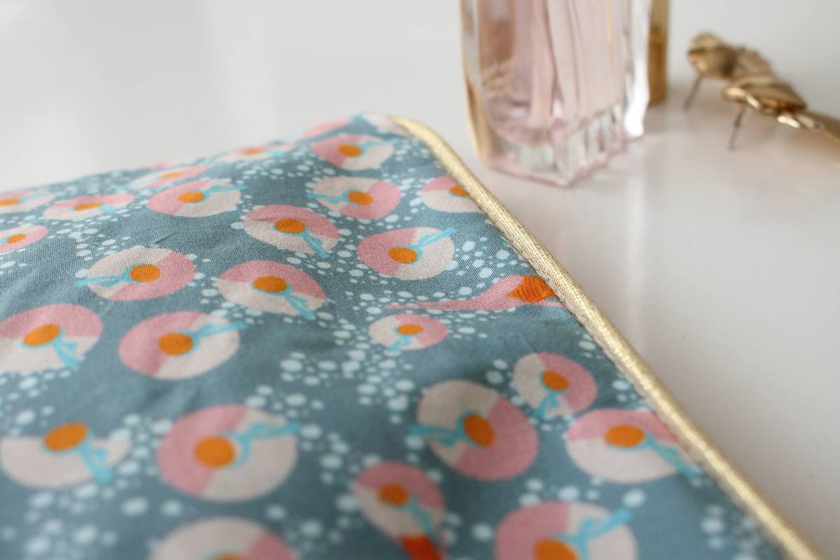 Pochette zippée Alna chapeaux – Image 2