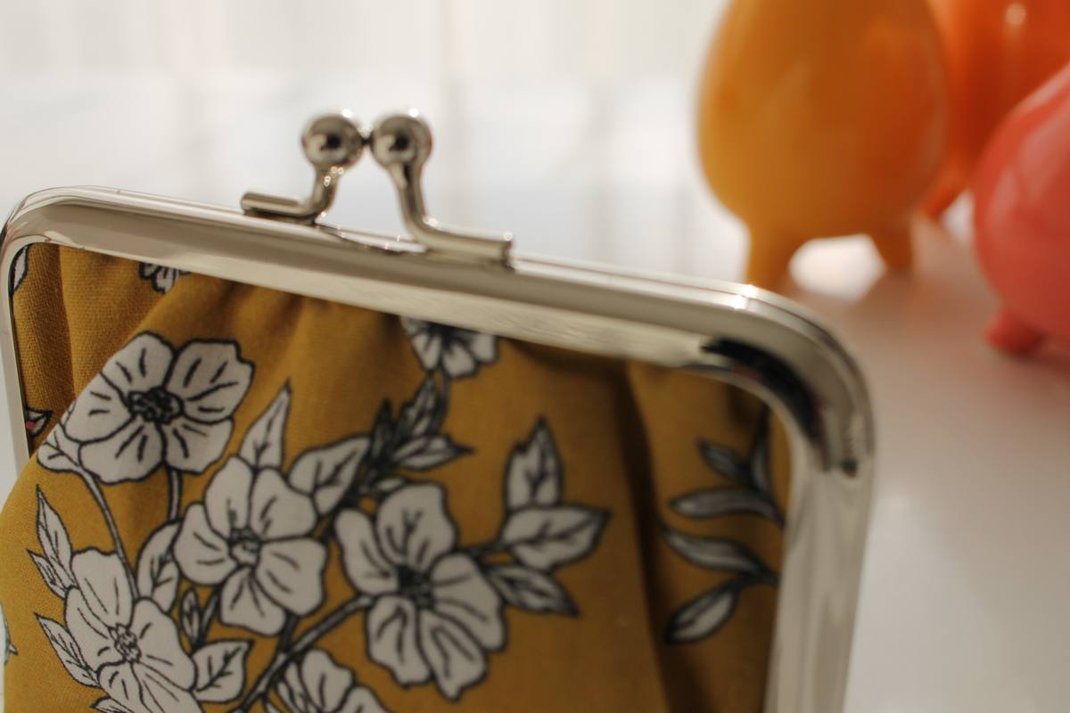 Porte-monnaie Ally bouquet blanc – Image 2