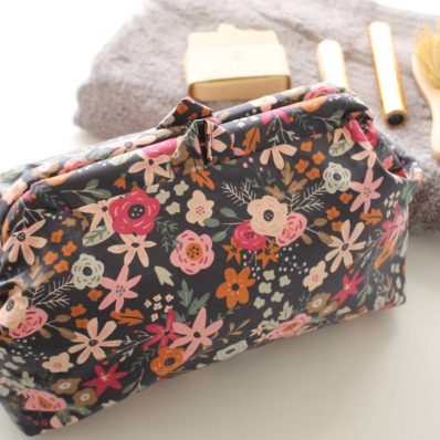 Trousse de toilette Paola rose fleurie
