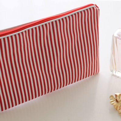 Pochette zippée Alna rayée rouge