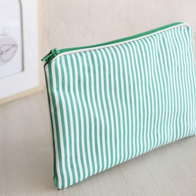 Pochette zippée Alna rayures vertes