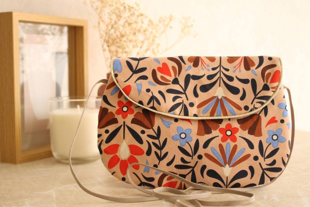 Sac Gloria fleurs rouges